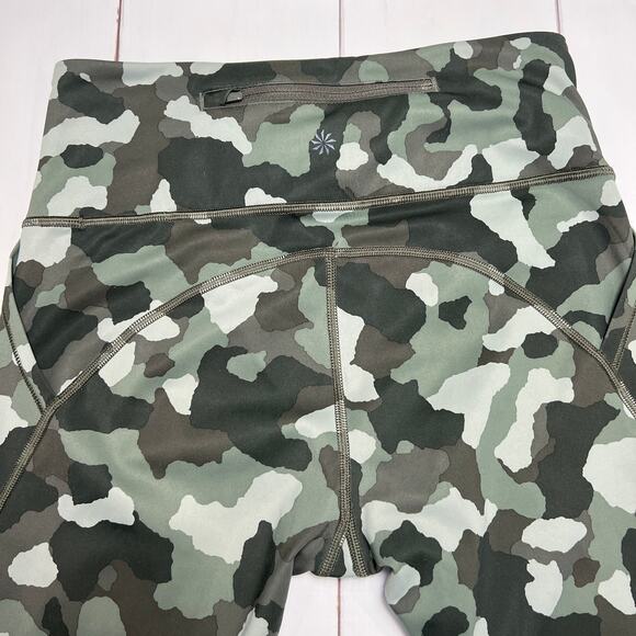 Athleta Lightning Camo 7/8 Tight Stash Pocket SIZE S Green Yoga Pants - Picture 9 of 12